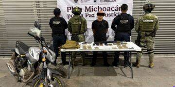 Atacan a balazos dos viviendas en Parácuaro; movilizan Ejército y Guardia Nacional